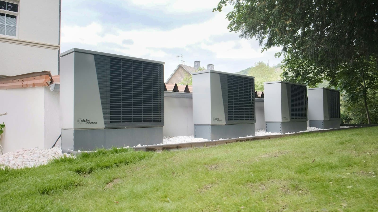 Goodman GSXH5 3 Ton 16 SEER2 Central Air Conditioner Condenser